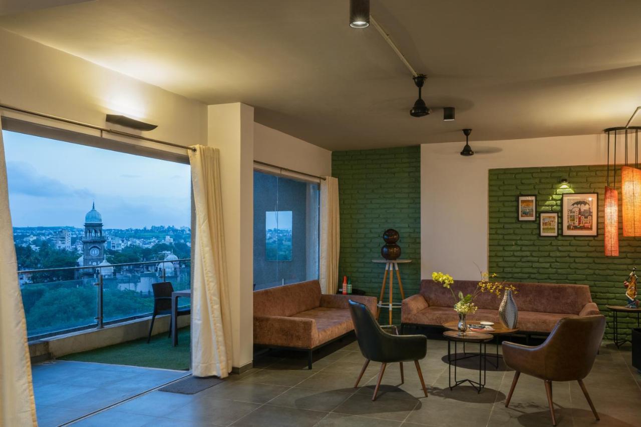 Grey Stone - Lakefront Penthouse Family Rooms Kolhapur Luaran gambar