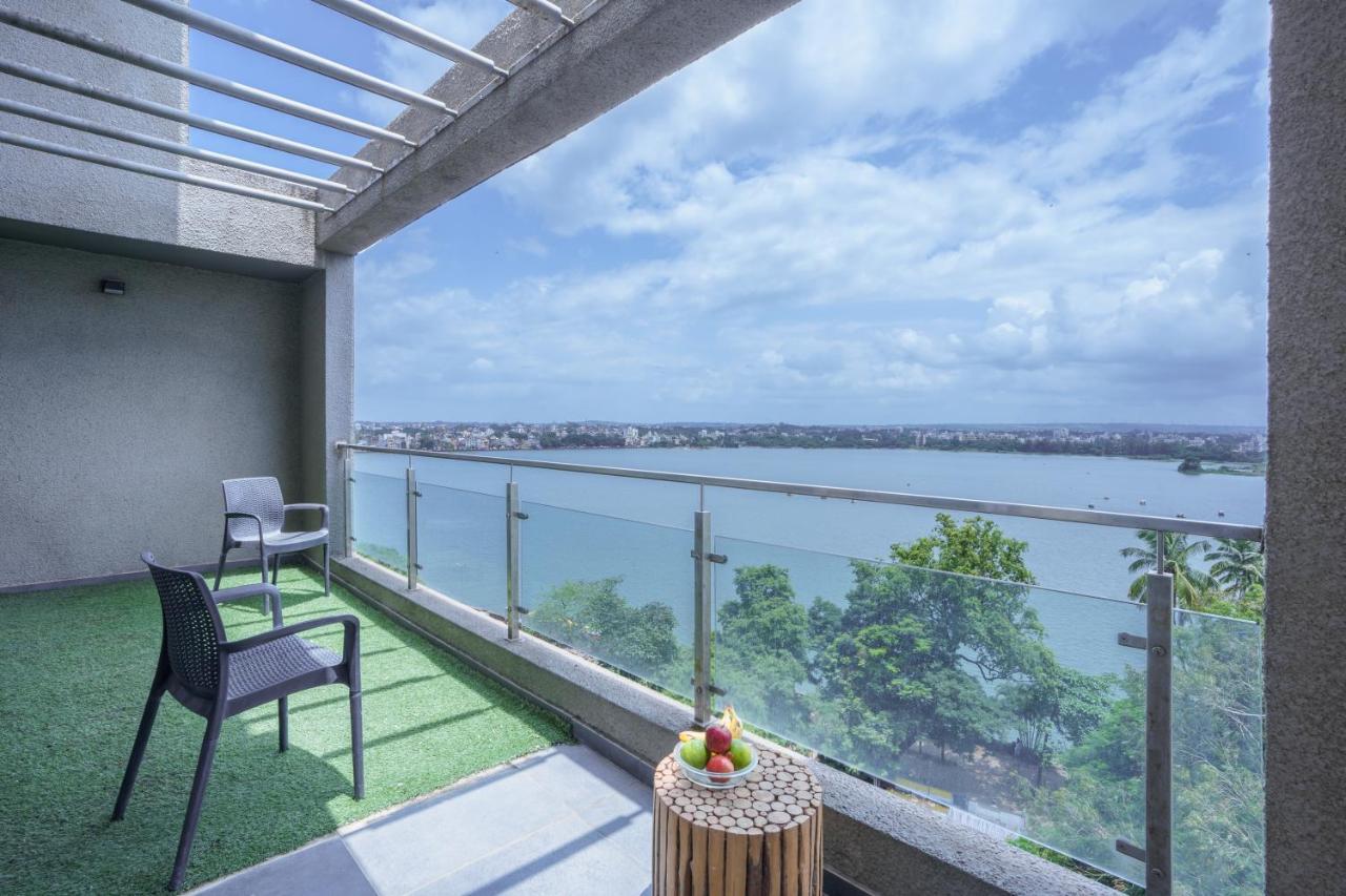 Grey Stone - Lakefront Penthouse Family Rooms Kolhapur Luaran gambar